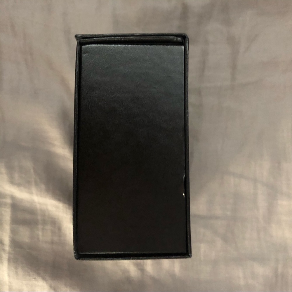 Authentic Michael Kors Box - Picture 6 of 12